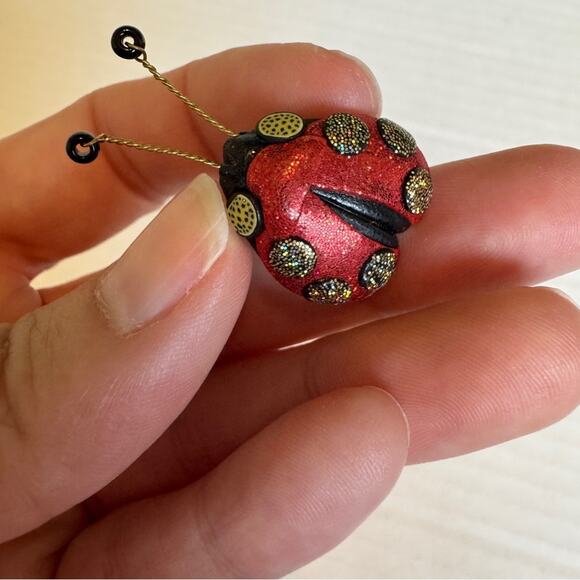 Joyce Fritz Yipes Red Glitter Ladybug Pin Brooch Womens Jewelry Artsy Bug - Picture 5 of 6